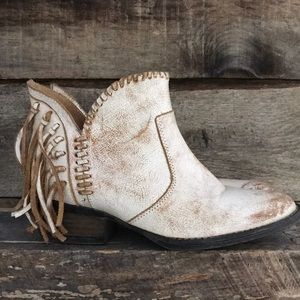 Circle G by Corral Fringe Shortie Ankle Boot